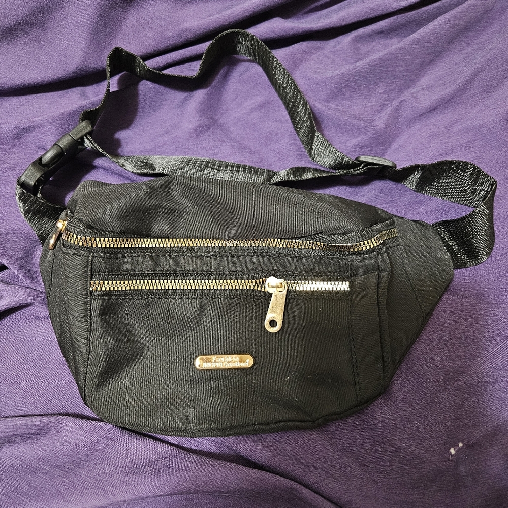 Black Sling Bag/Fanny Pack